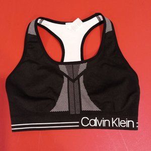 NWOT Calvin Klein performance black & white sport bra size M